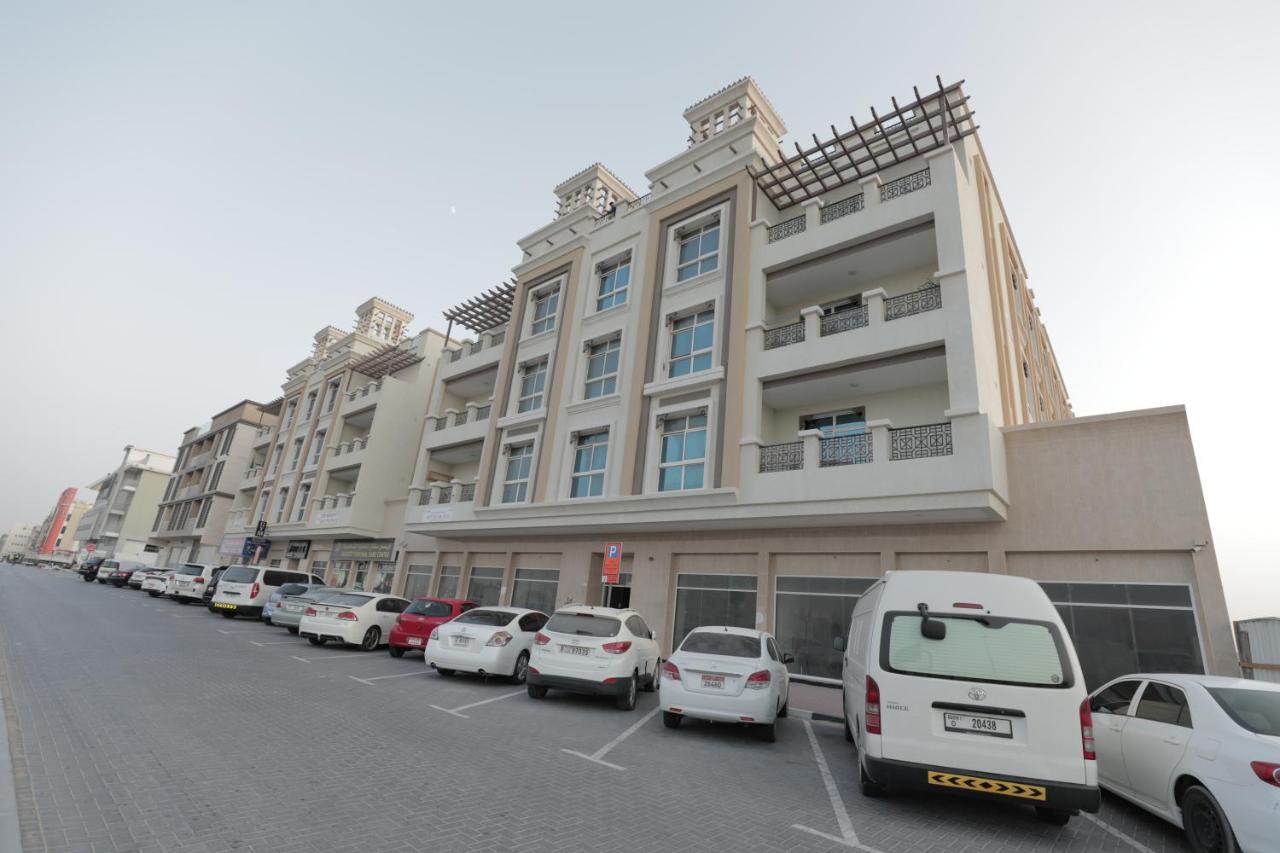 Cozy Rooms And Small Partitions For Men Guests In Dubaj Zewnętrze zdjęcie