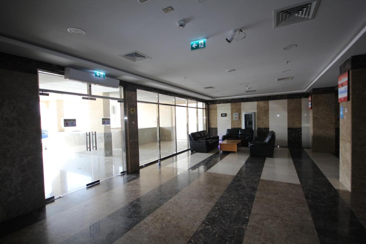 Cozy Rooms And Small Partitions For Men Guests In Dubaj Zewnętrze zdjęcie