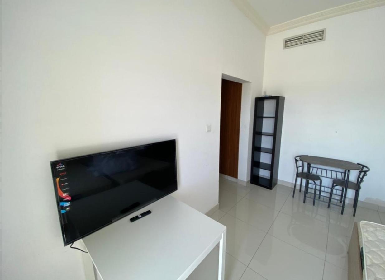 Cozy Rooms And Small Partitions For Men Guests In Dubaj Zewnętrze zdjęcie