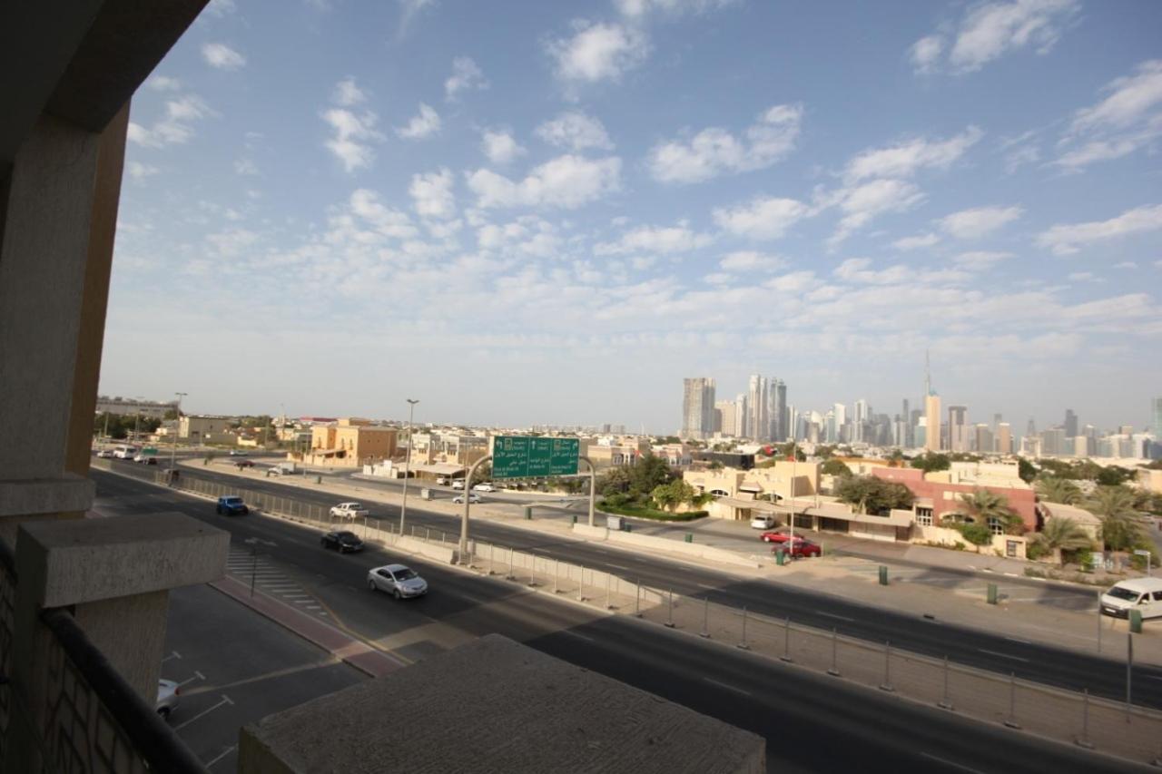 Cozy Rooms And Small Partitions For Men Guests In Dubaj Zewnętrze zdjęcie