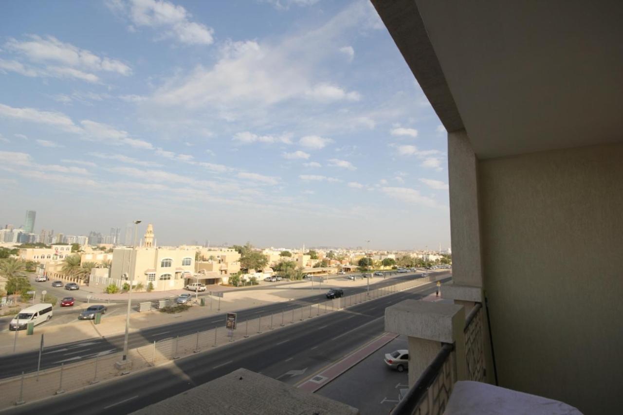 Cozy Rooms And Small Partitions For Men Guests In Dubaj Zewnętrze zdjęcie