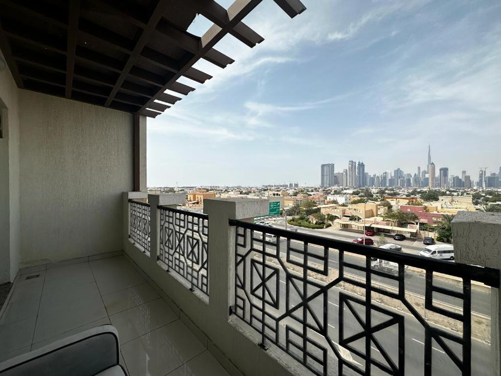 Cozy Rooms And Small Partitions For Men Guests In Dubaj Zewnętrze zdjęcie